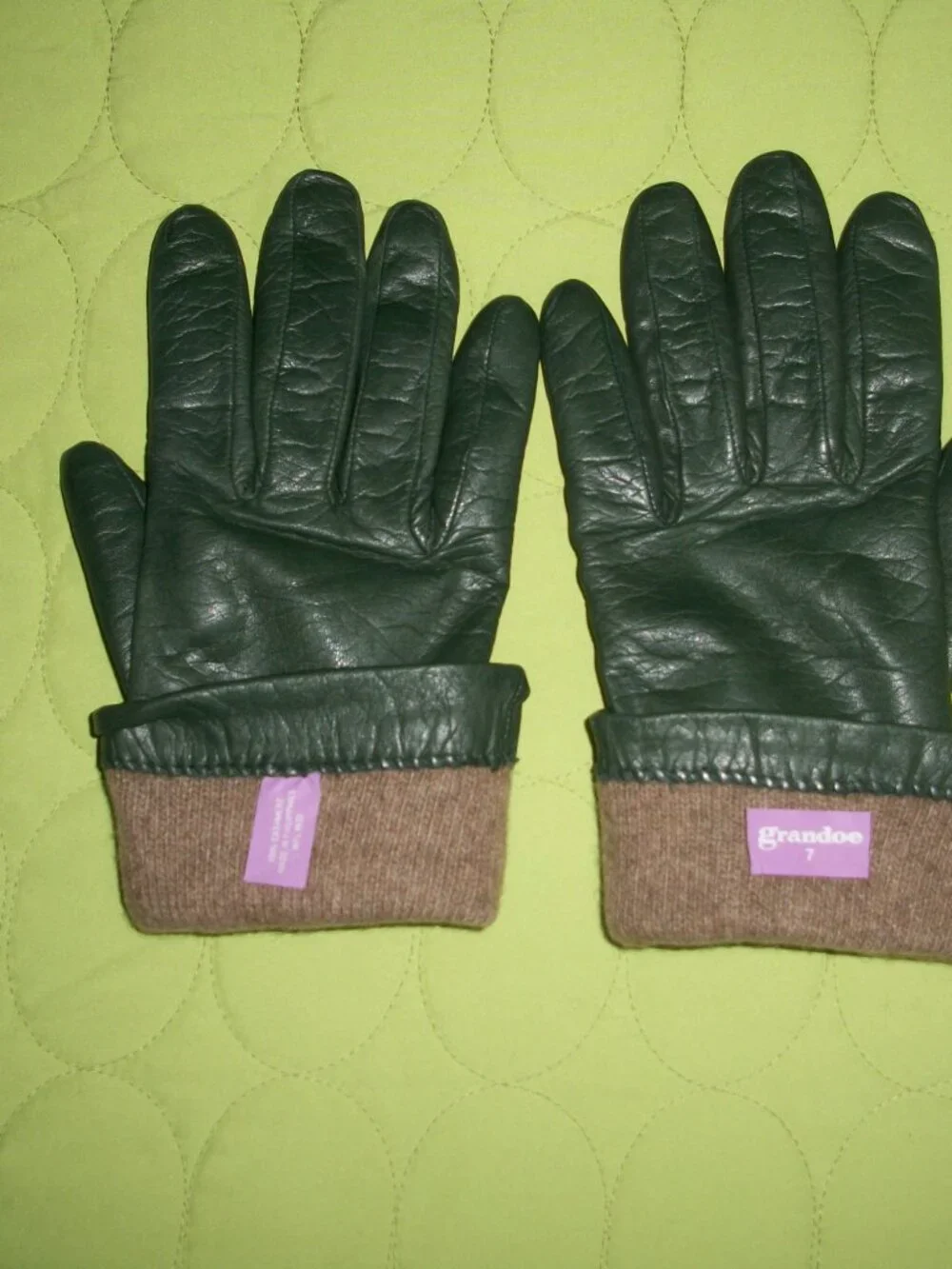 Women's Grandoe Green Leather Gloves Cashmere Lined Size 7